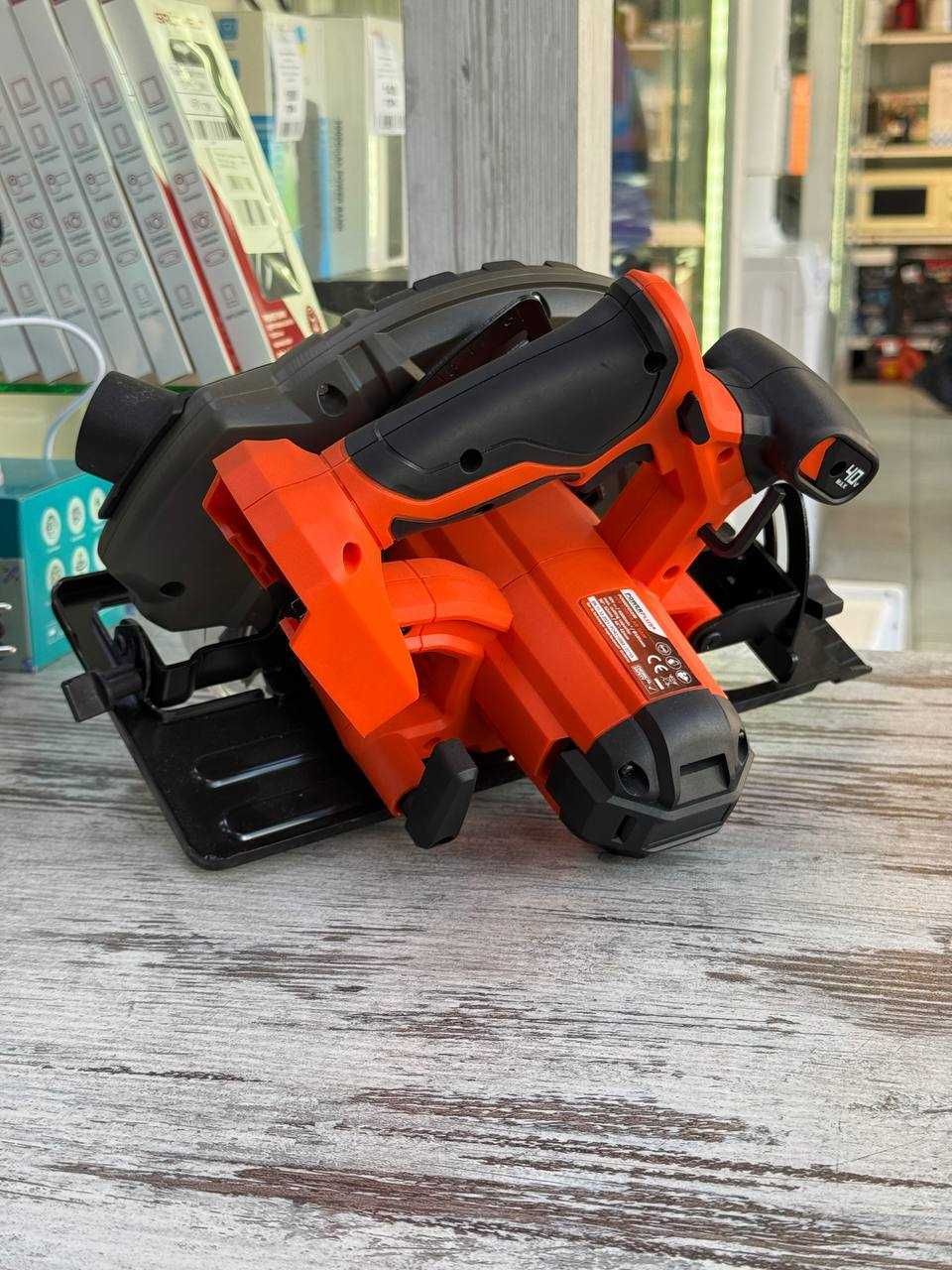 Powerplus циркулярная пила POWDP25230 185 mm