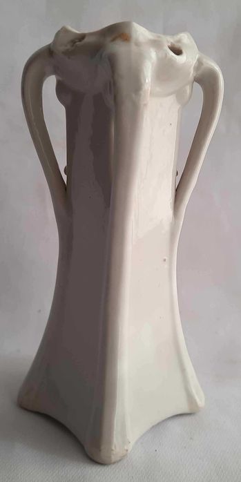 Secesja Porcelanowy wazonik
