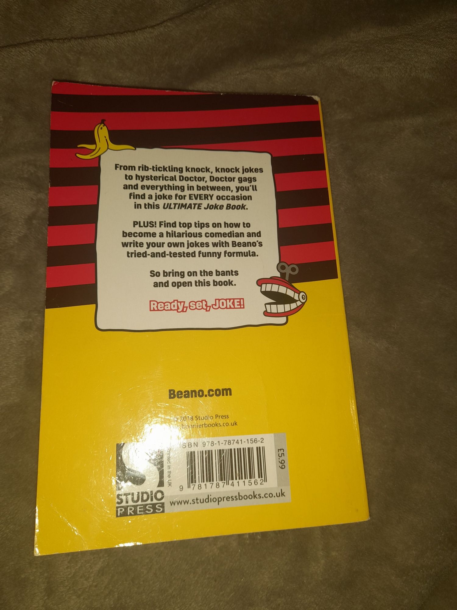 Beano Ultimate joke book. Книга на англійській мові