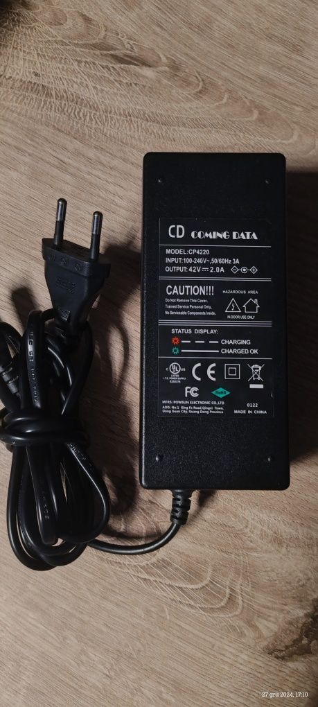 CD Coming data Lithium Charger Model 4220 Output DC+42V/2.0A Power Sup