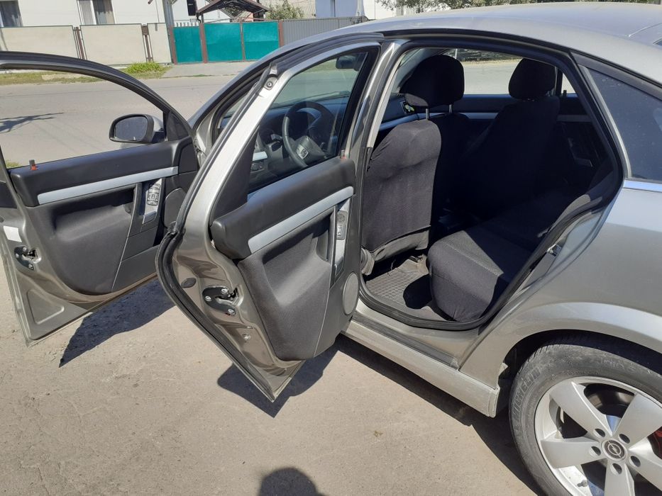 Вектра С 2003р 2.2 дизель.