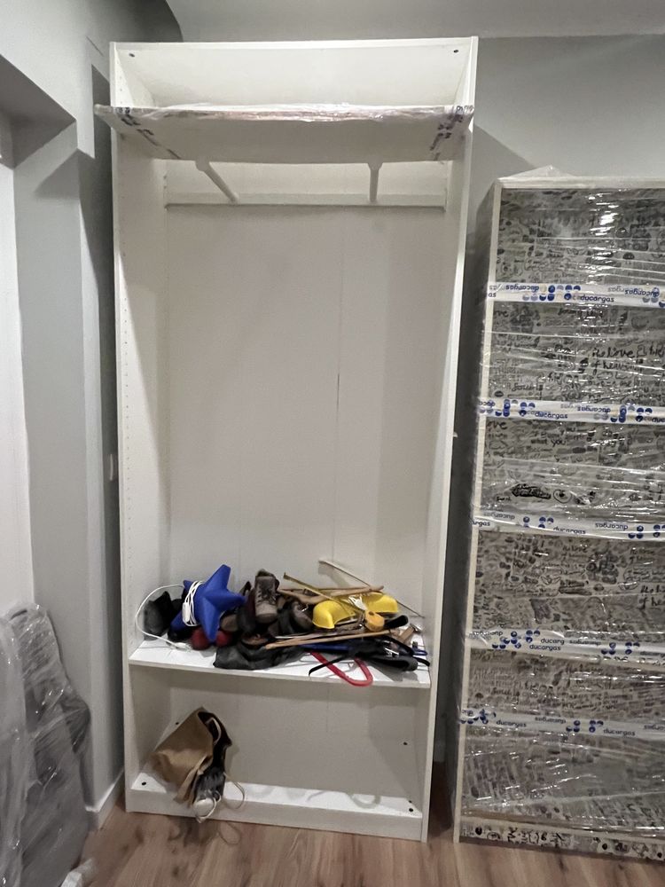 Roupeiro IKEA 100x35x236altura 35€ preco original 118€