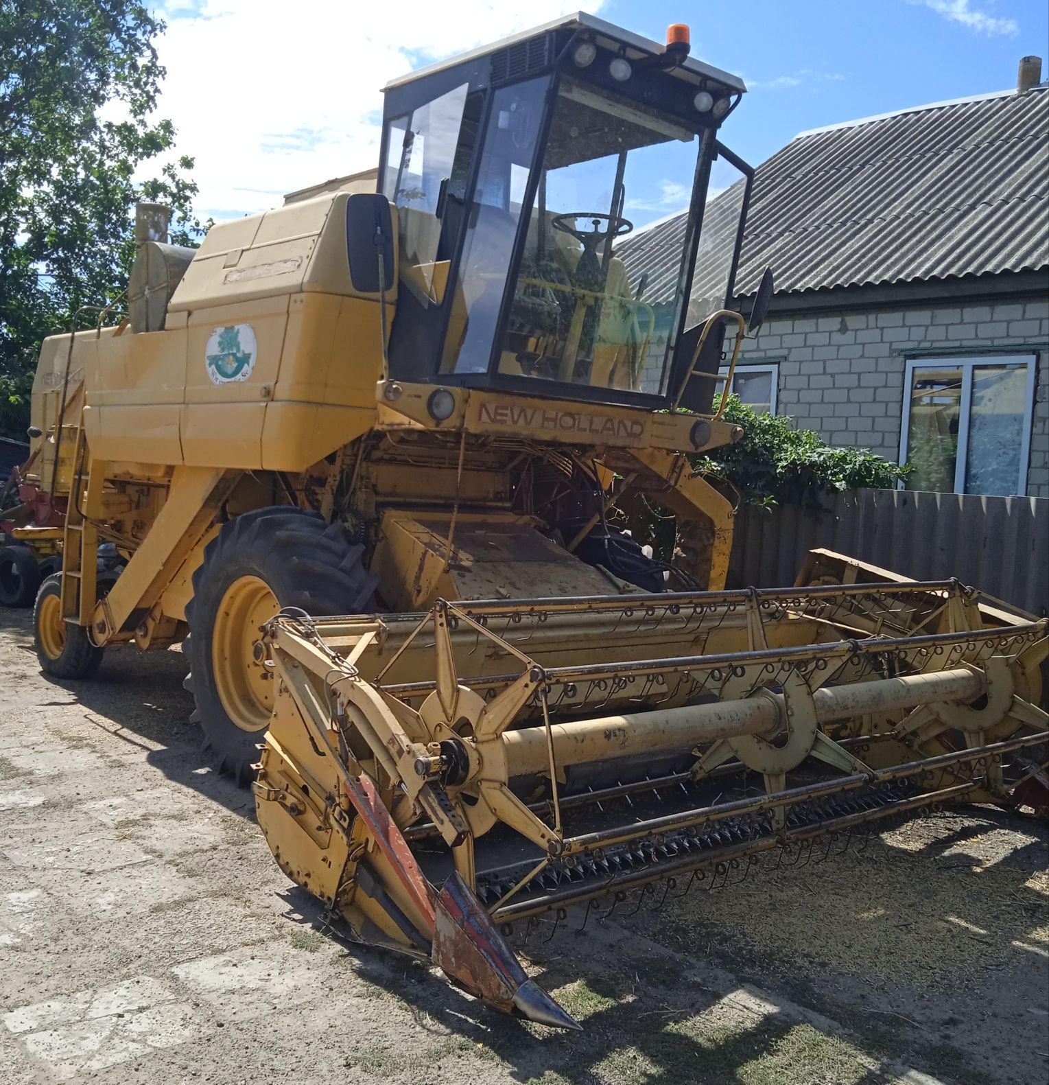 Продам New Holland 1540