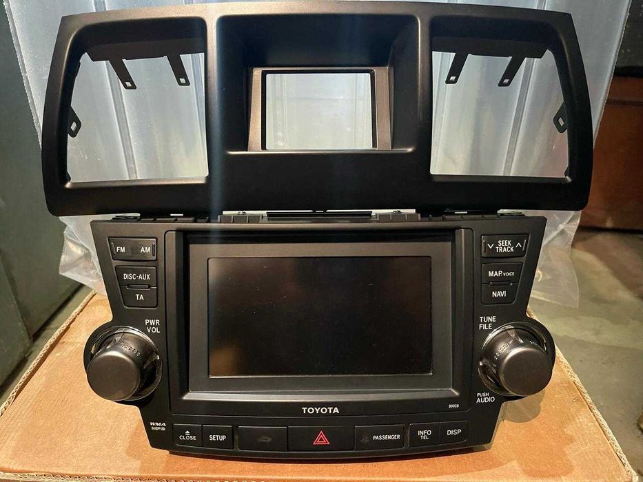 Оригінальна автомагнітола Toyota Highlander 2013