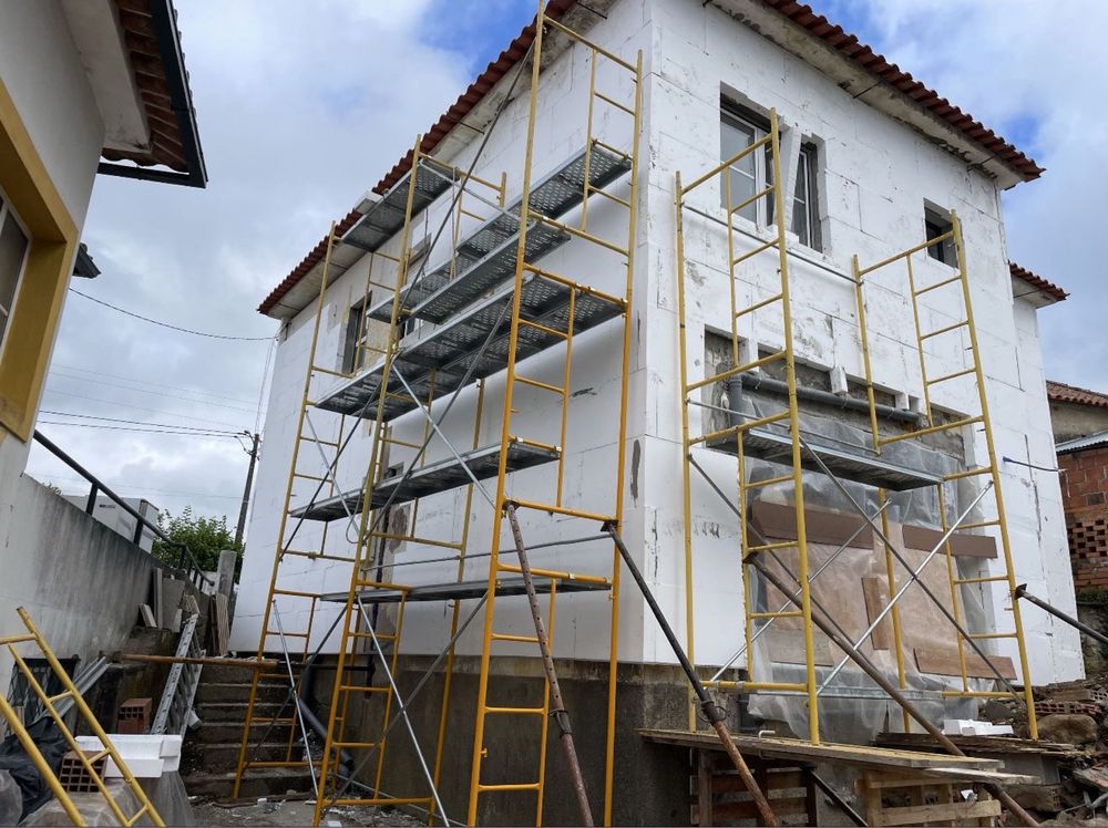 Precisa de obras ?