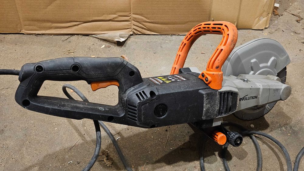 przecinarka do betonu Evolution R230