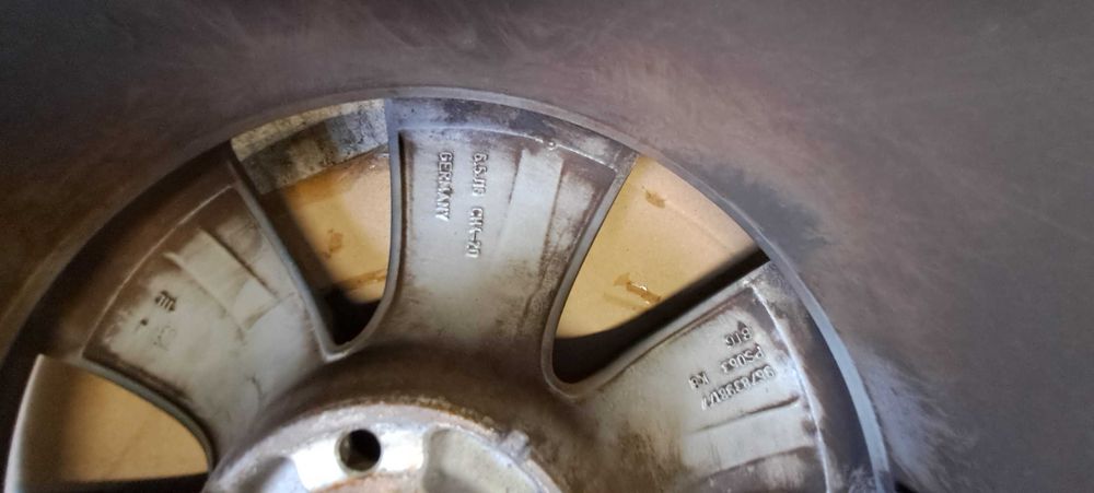 Felgi aluminiowe Peugot 208  6.5Jx16 ET 20