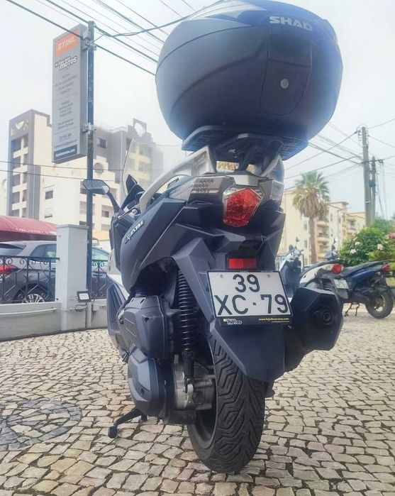 Cruisym 300 , revisão feita, pneus novos, top case