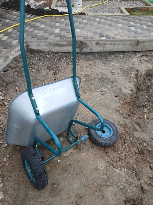 Тачка двухколесна