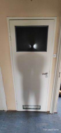 drzwi wewnętrzne łazienkowe lewe 70 drewno białe