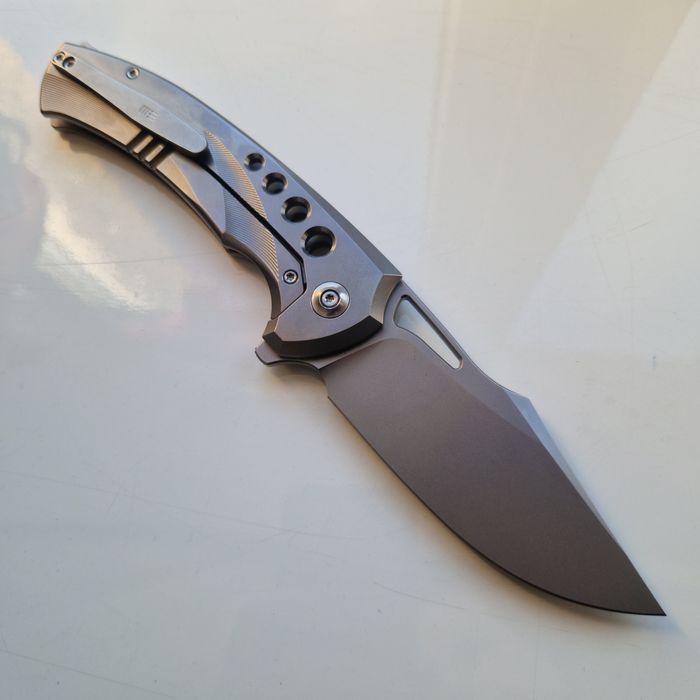WE knife Swiftfin  - найбільший складний ніж від WE