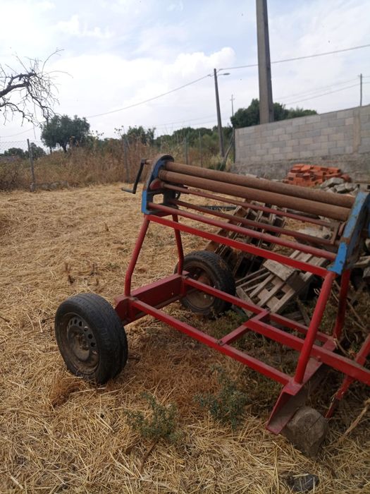 Vende se calandra manual