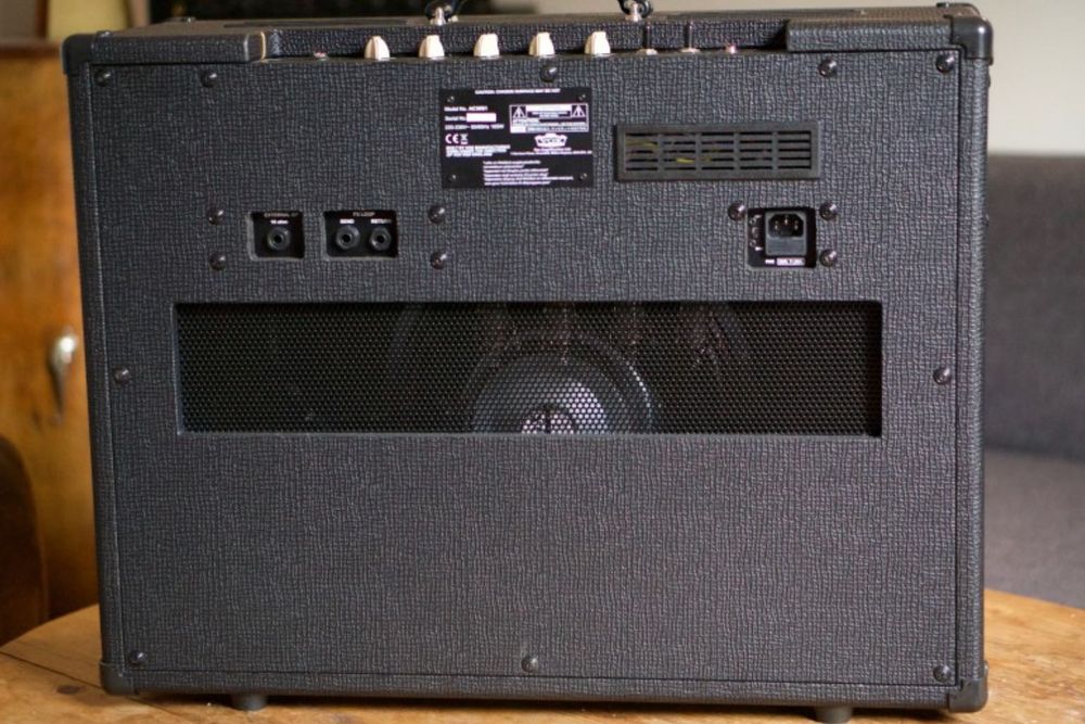 VOX AC10C1 e VOX AC30 S1 como novos