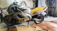 Yamaha yzf thundercat 600