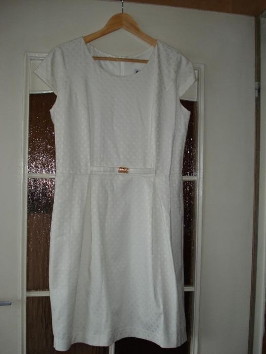 Sukienka rozmiar 42