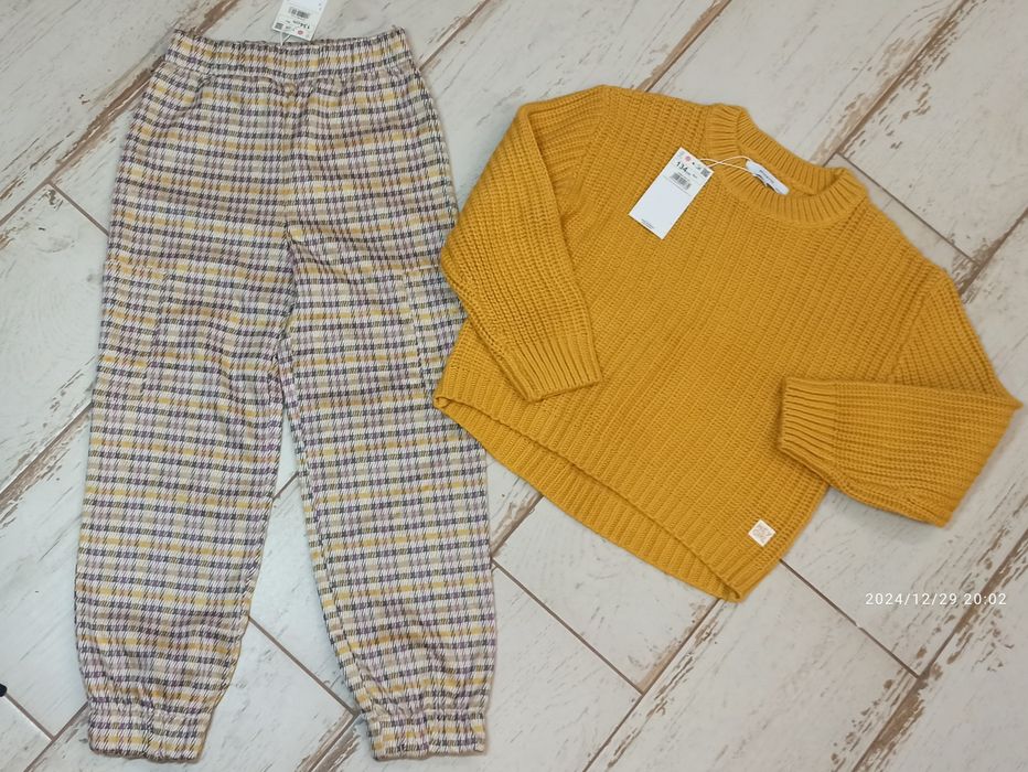 Nowy zestaw spodnie i sweter dla dziewczynki Reserved 134