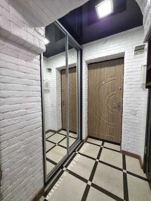 Продам 2-кімнатну квартиру на Харківській в районі Мануфактури