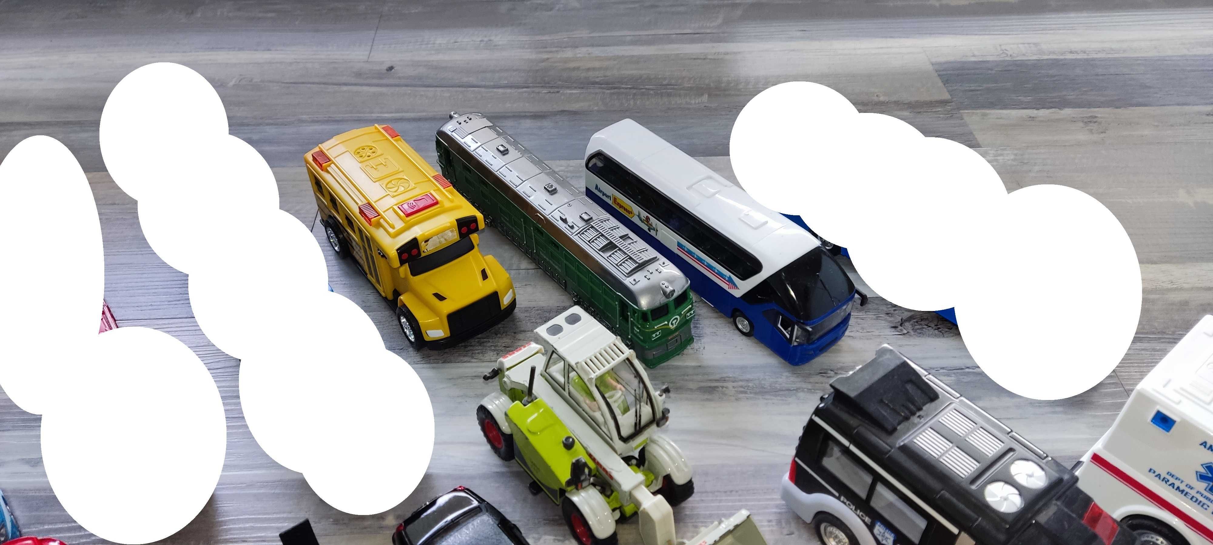 Zestaw różnych pojazdów i GRATIS BOX