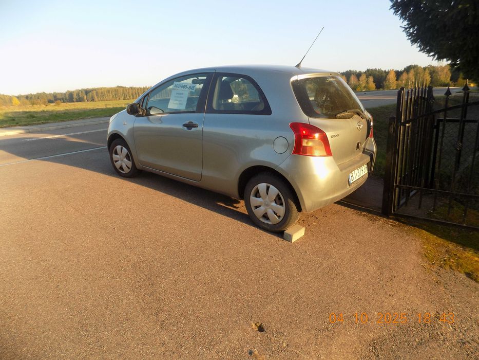 Toyota Yaris II 2006r. 3D