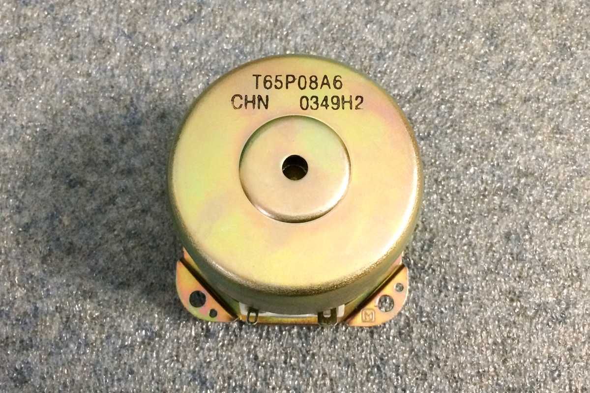 Широкополосный динамик ШП СЧ 6,5 см T65P08A6 Panasonic SB-FS700 FS803