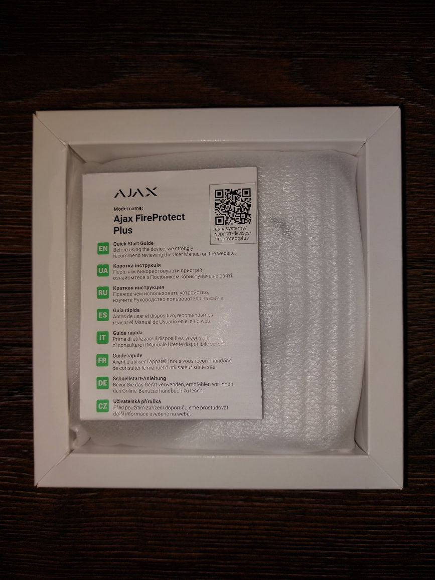Пожарный датчик Ajax FireProtect Plus с измерением CO2