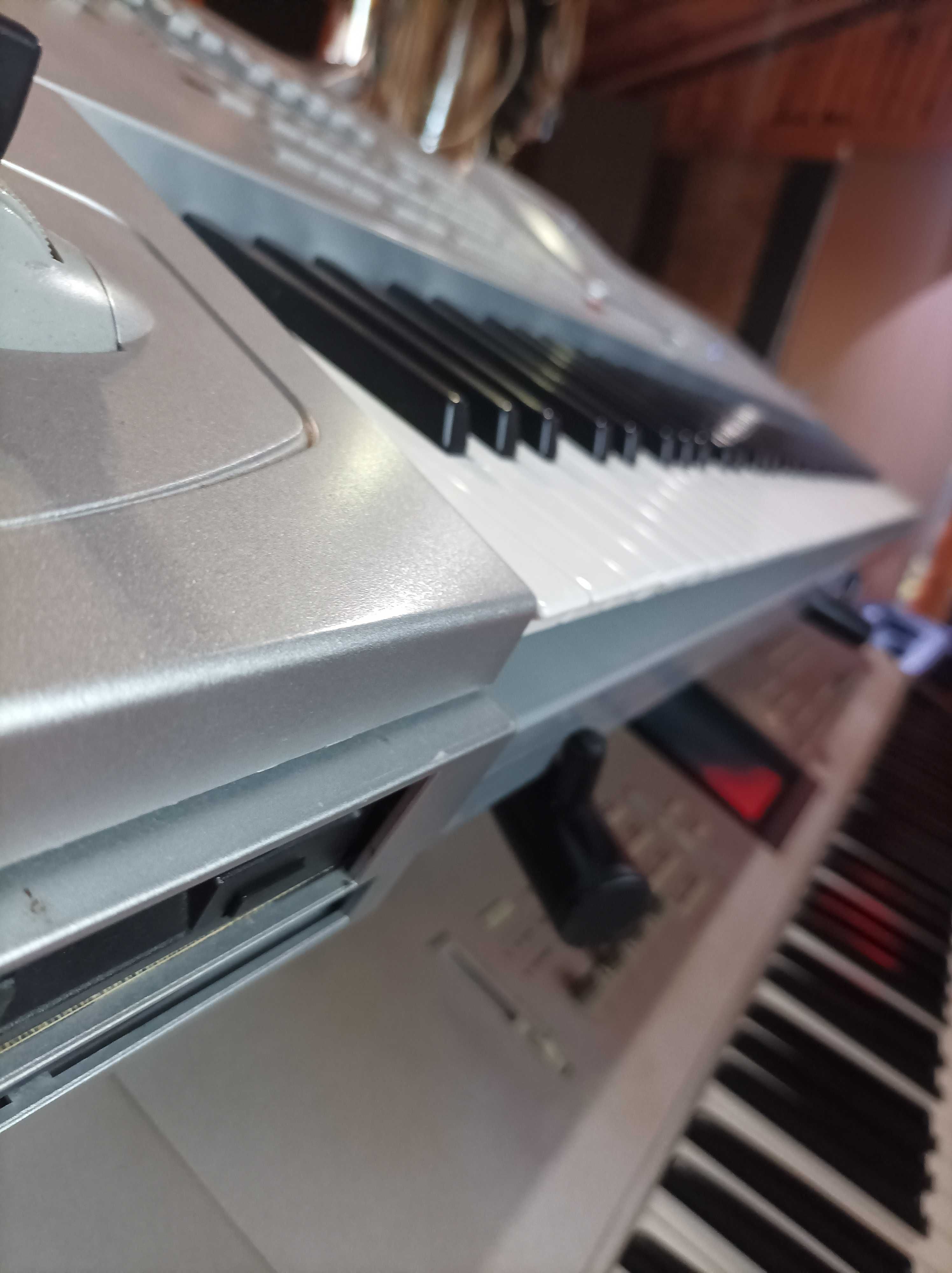 Sprzedam keyboard Korg Pa1x