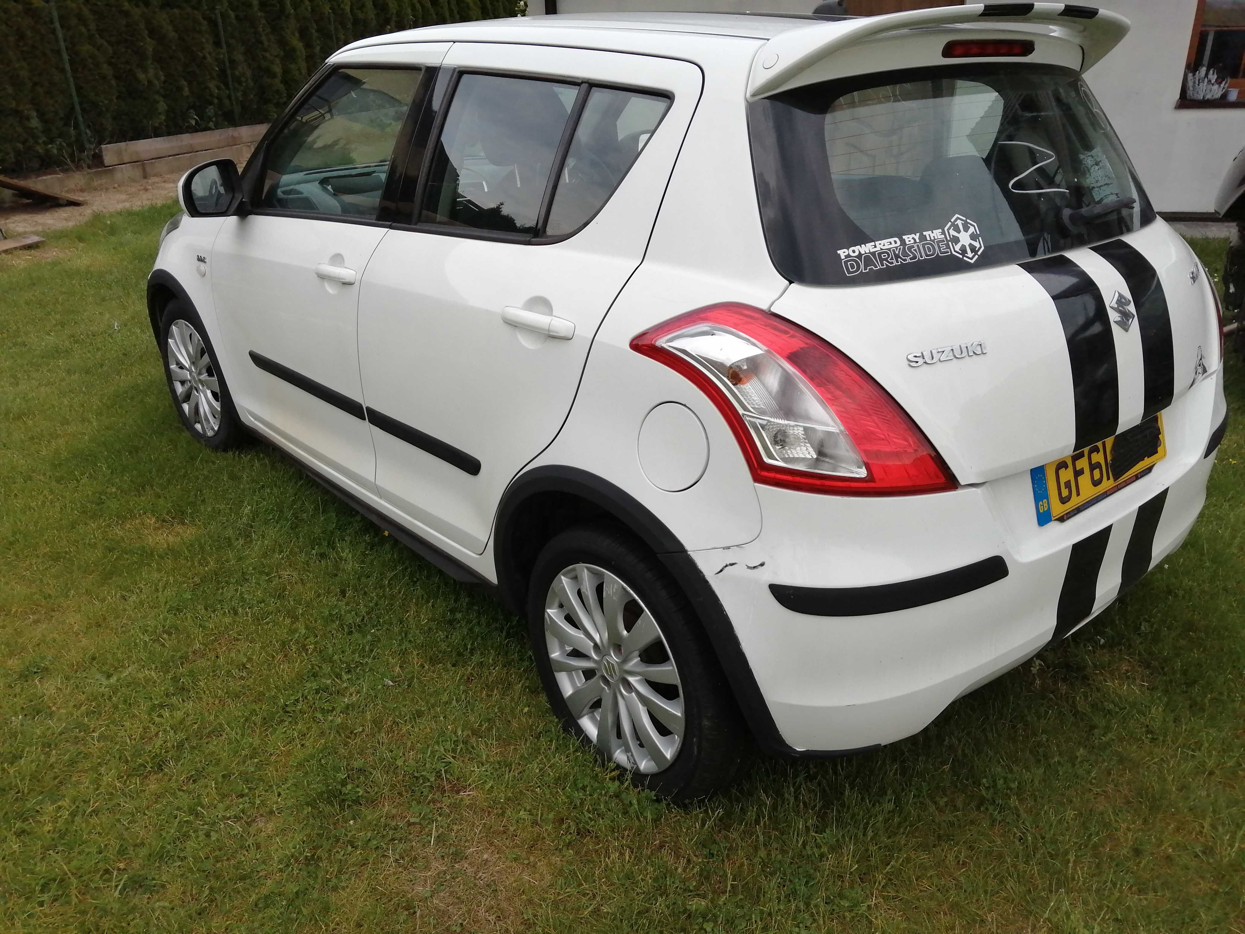 Błotnik prawy lewy przód tył Suzuki Swift MK7 A7E, 26U części jak nowe