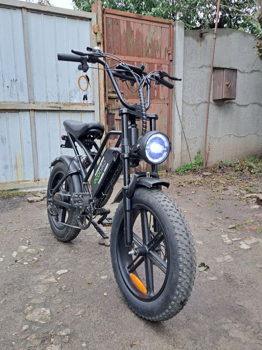 СРОЧНО ПРОДАЕТСЯ ЭЛЕКТРОБАЙК на фитбайковских колесах