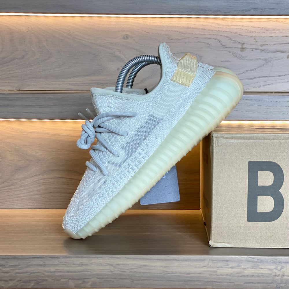 Yeezy 350 us6,5 Light оригинал adidas 500 Изи 39 slide boost new nb