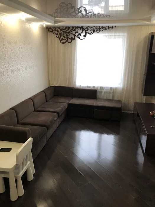 Продам 3 кімнатну квартиру з ремонтом, Крюків
