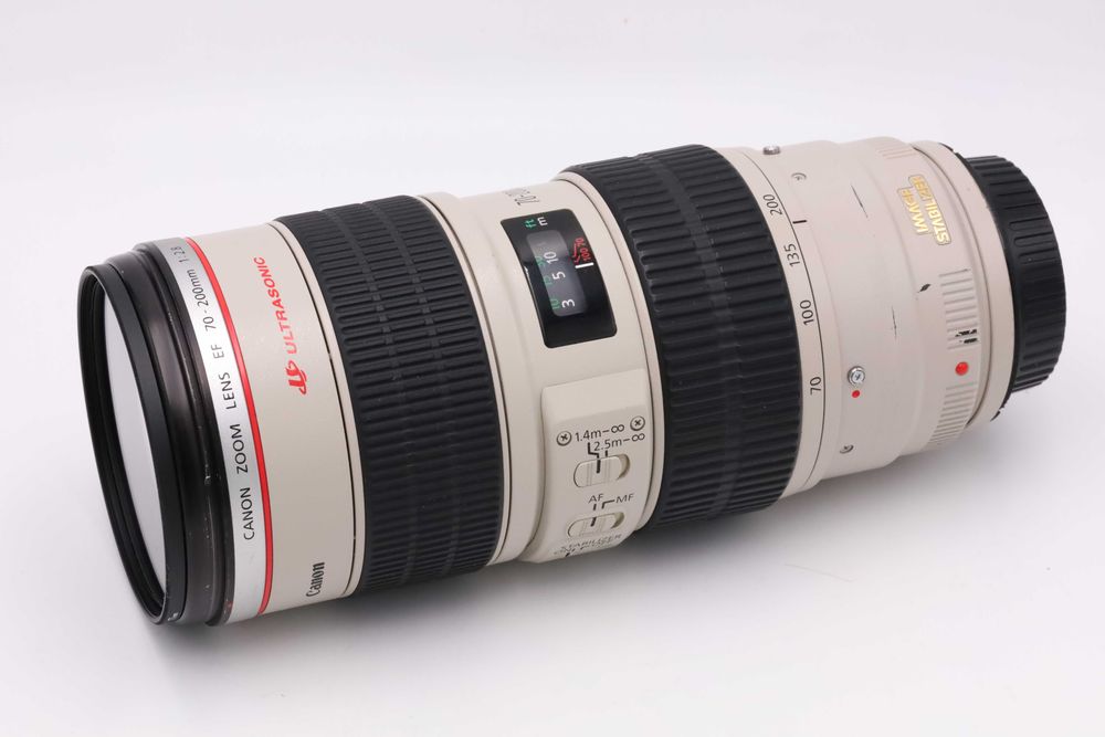 Canon EF 70-200 mm f 2,8 L IS USM zadbany obiektyw + osłona + uchwyt
