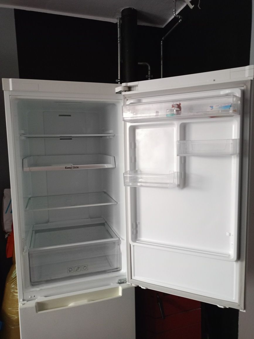 Lodówka Samsung rb31ferndef. Do naprawy.