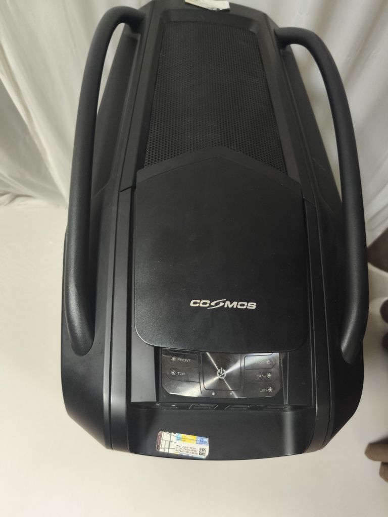 Computador cooler master cosmos 2