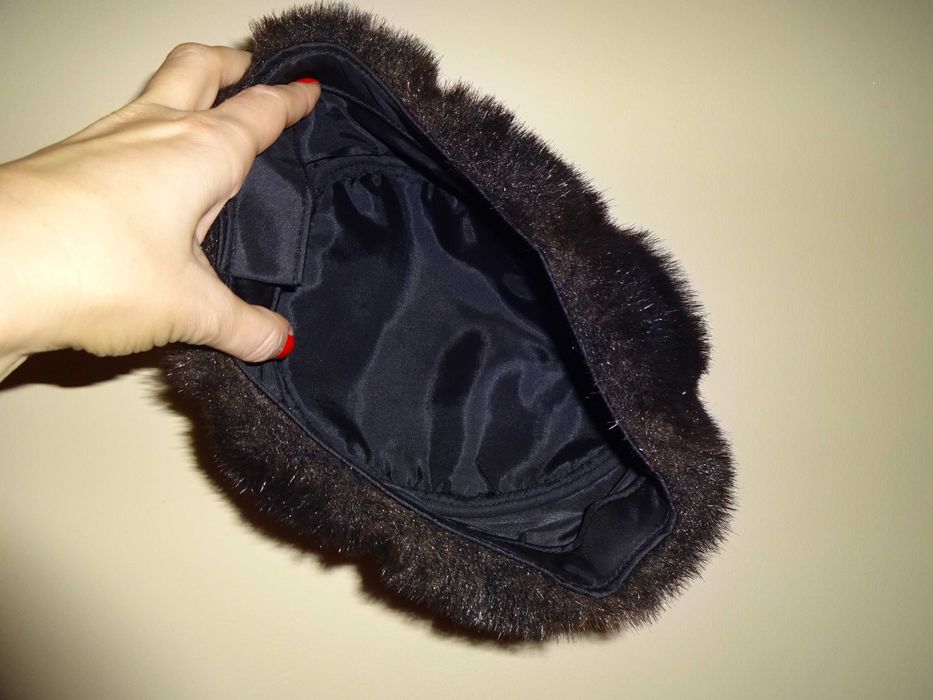 Futrzana ciemno brązowa zimowa czapka futrzany toczek sztuczne futro