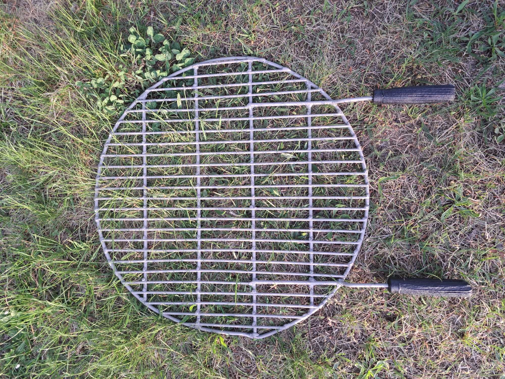 Grill żeliwny ozdobny