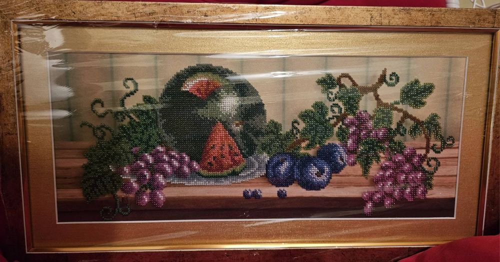 Картина вишита бісером "Щедрість природи"