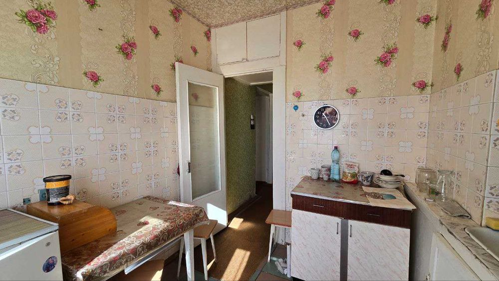 Продам 2-х кімнатну квартиру в центрі міста