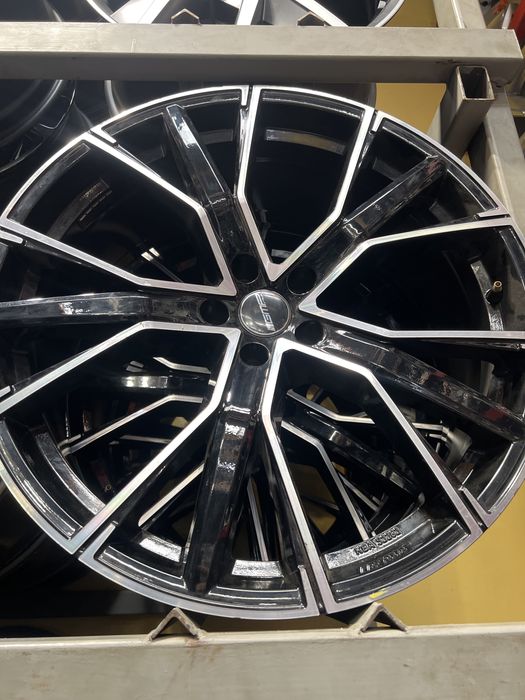 * Komplet alufelg 5x112 22”