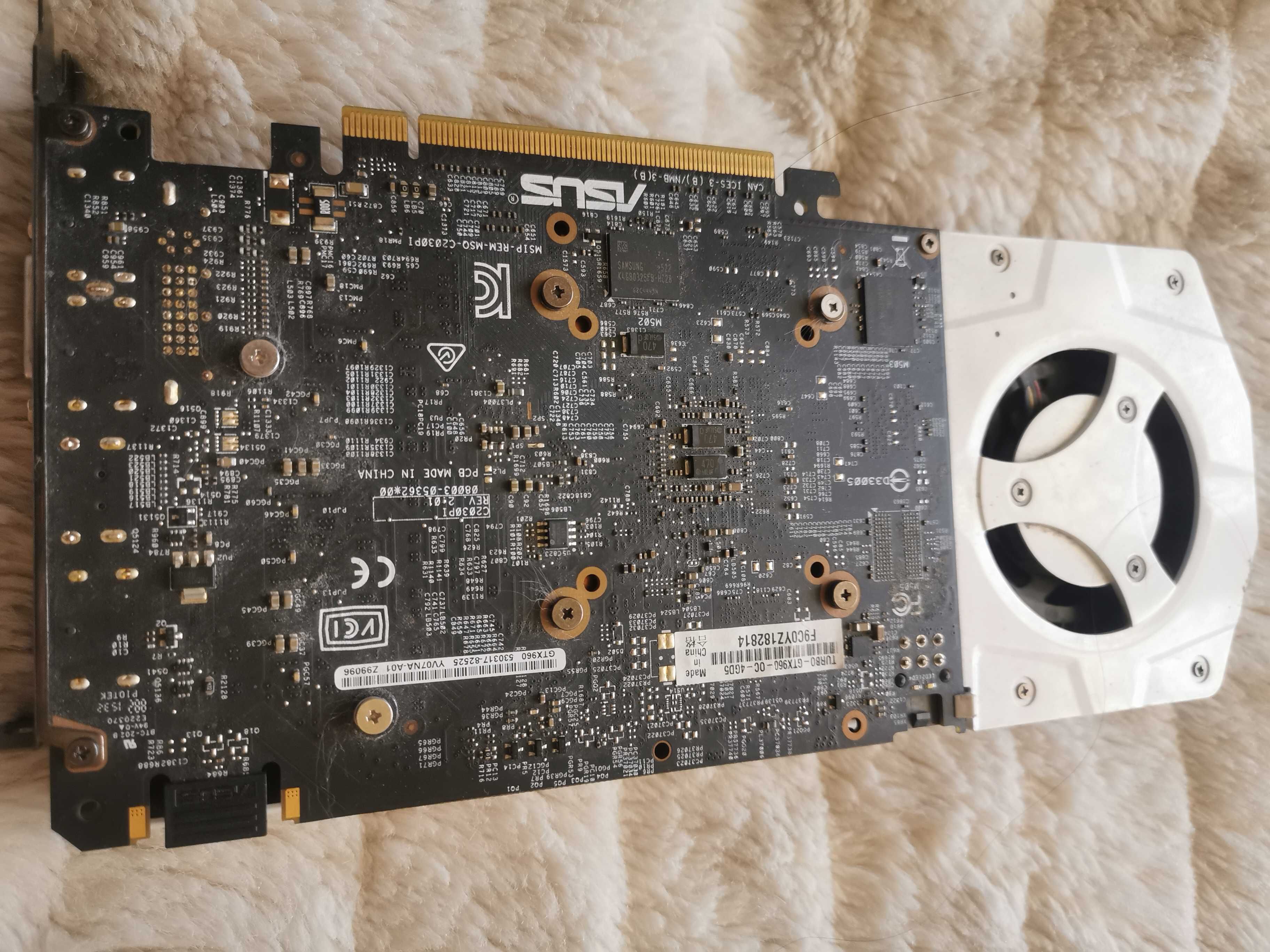 Karta graficzna ASUS White Turbo GTX 960 OC 4GD5