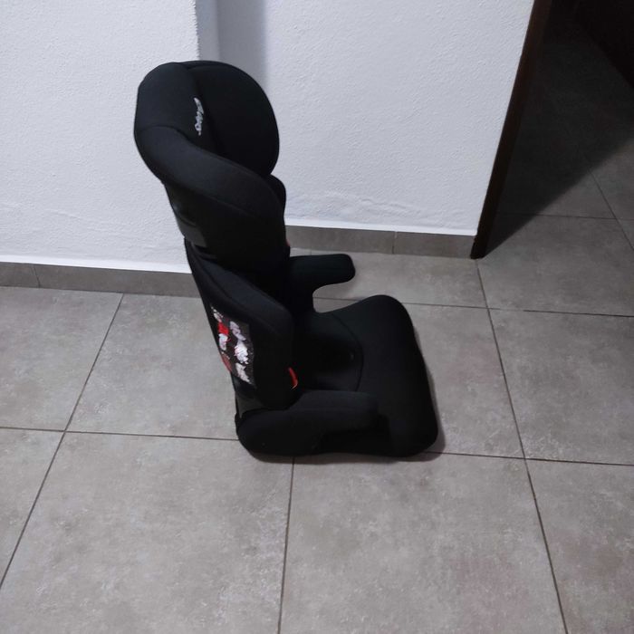 Cadeiras auto Safety 1st com pouco uso