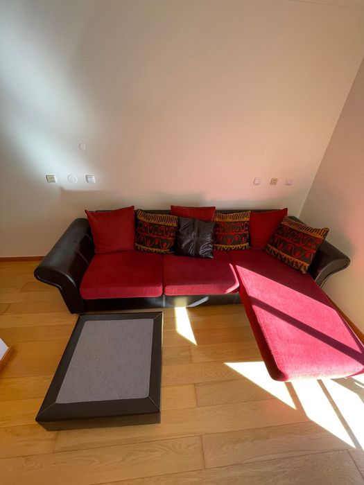 Sofa de tecido e pele usado