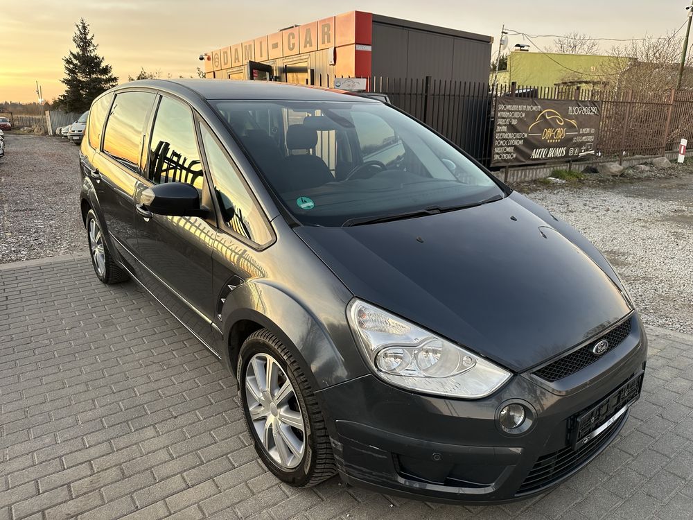 Wynajem pojazdow | Wypozyczalnia aut | 7 osobowe | DavCars