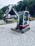 Minikoparka TAKEUCHI TB016