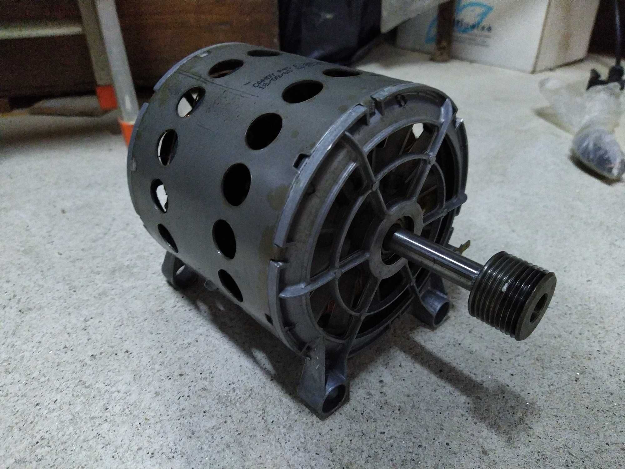 Motor Eléctrico Candy P35 CL H 220/240v 50Hz