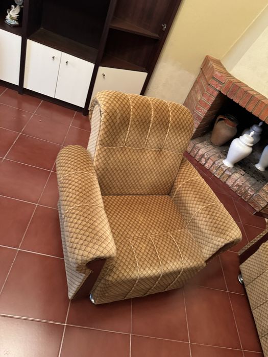 Sofas antigos (conjunto e individual)