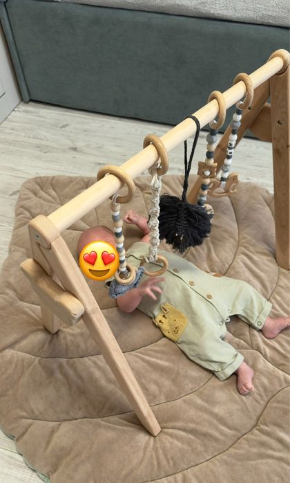 Підлоговий мобіль