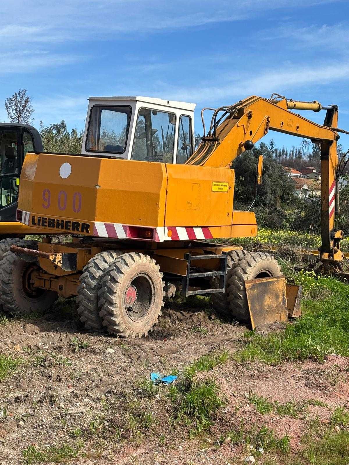 Giratória Liebherr 900