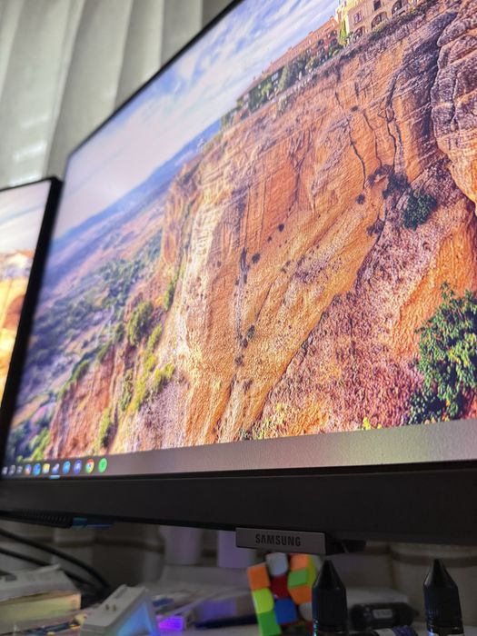 Ігровий монітор samsung oddysey g4 240 герц 27”
