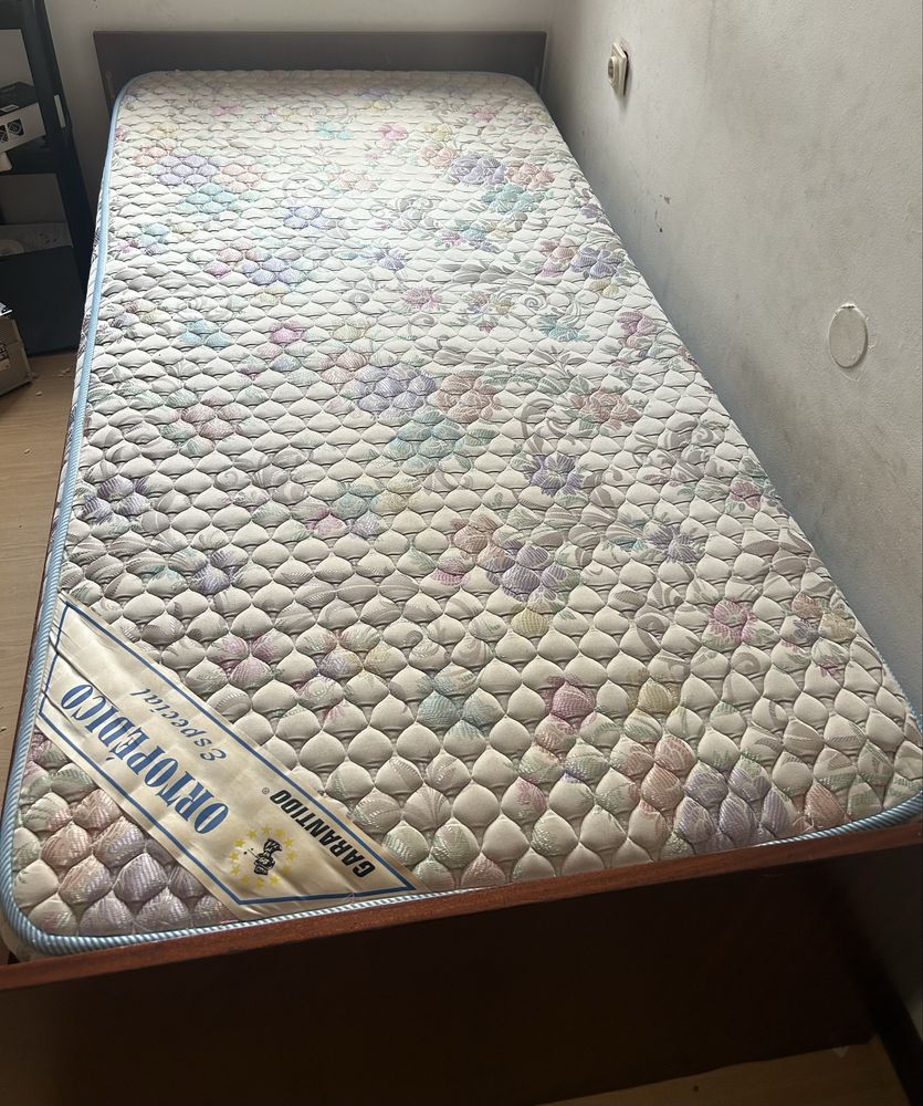 Cama de solteiro