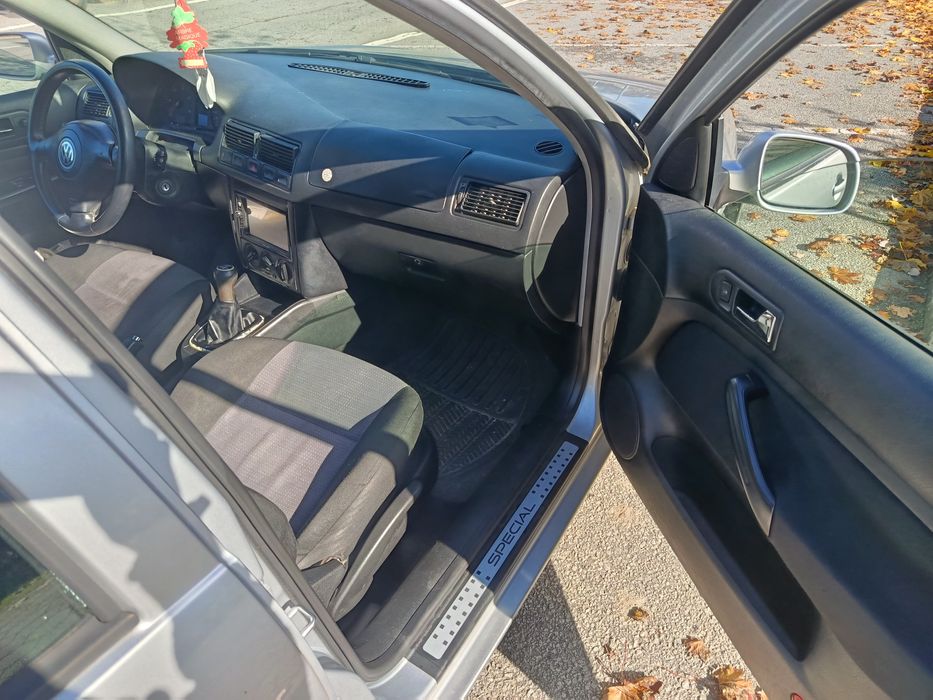 Volkswagen Golf 4 - Edição 25 Anos - 1.9 TDI (2002)